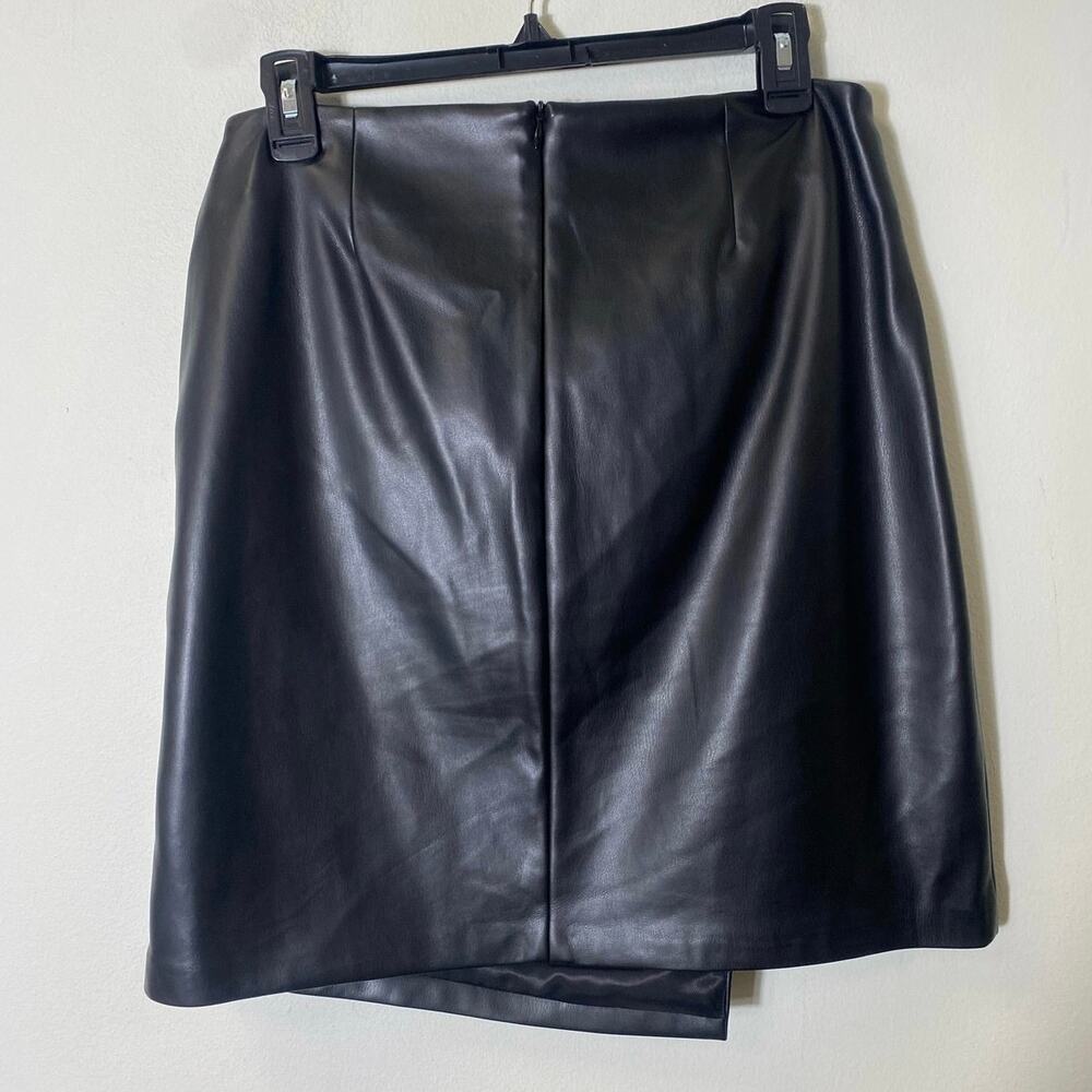 SUNCOO Black Mini Skirt - Picture 2 of 3